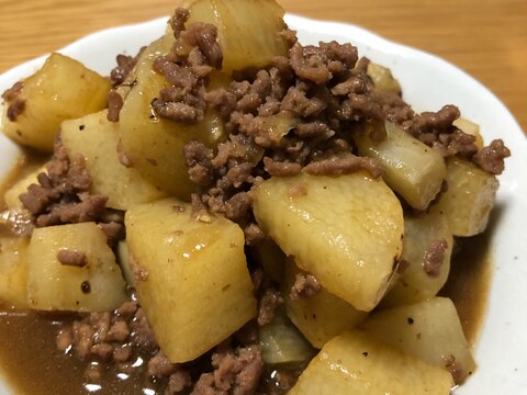 山芋とひき肉の煮物